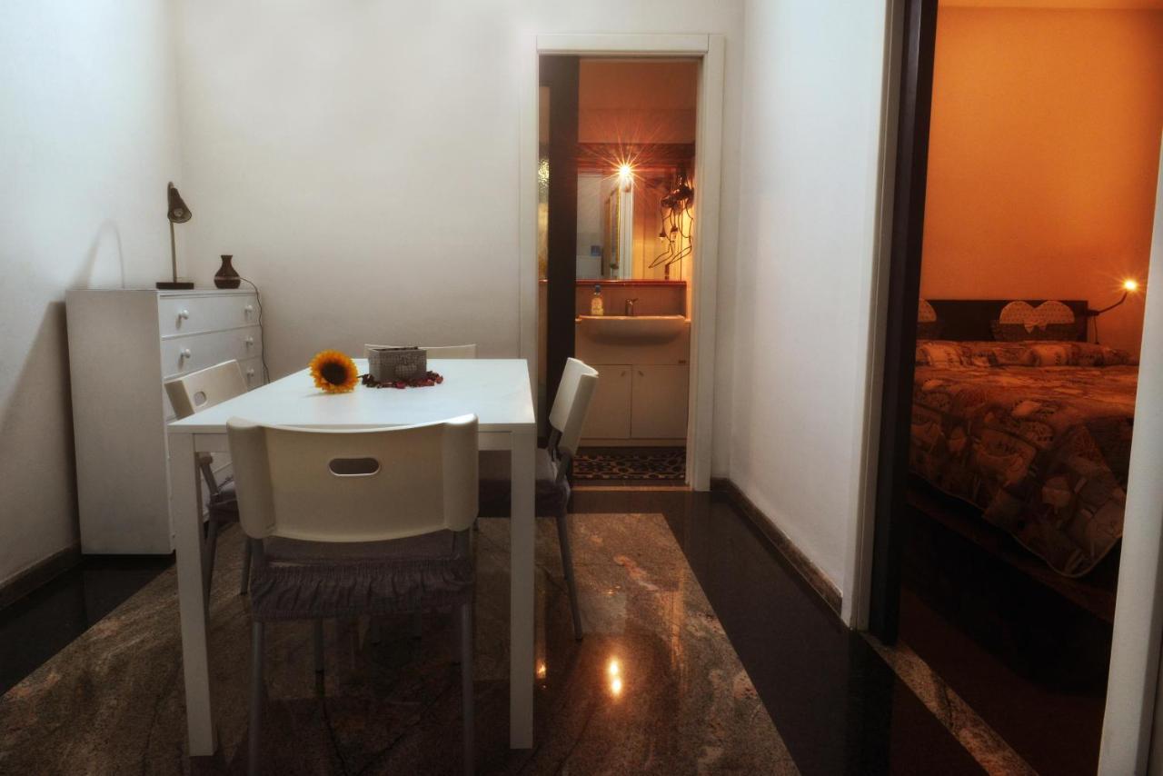 Oasi In Centro Apartamento Bari Exterior foto